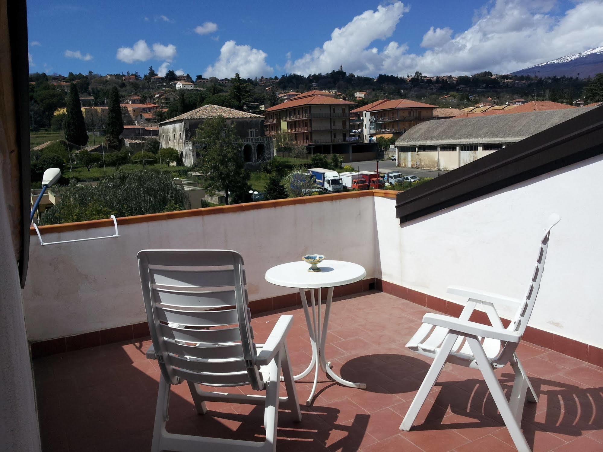 B&B Suite Viagrande Extérieur photo